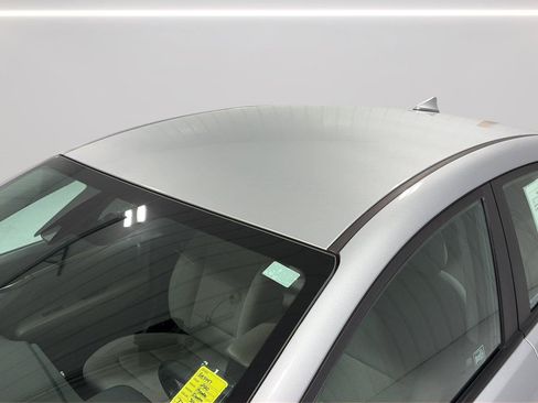 Used 2020 Hyundai Elantra SEL FWD image 28