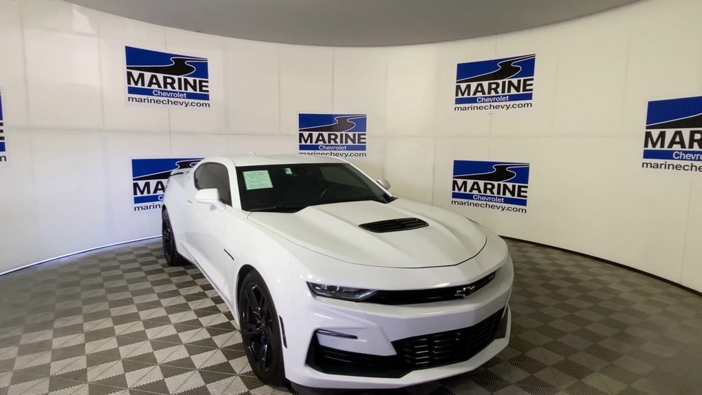 Used 2020 Chevrolet Camaro SS RWD image 4