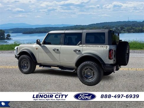 New 2025 Ford Bronco Badlands w/ Sasquatch Package image 5