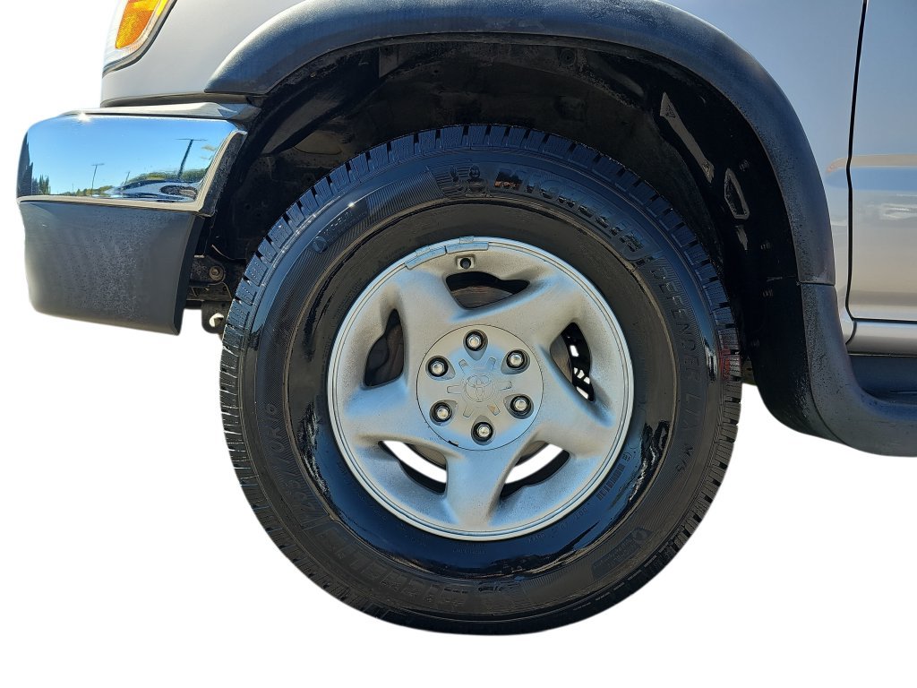 Used 2000 Toyota 4Runner SR5 RWD image 29