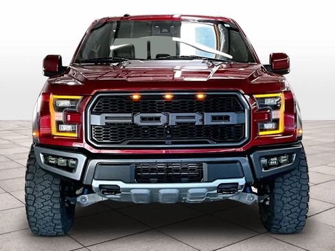 Used 2018 Ford F150 Raptor w/ Equipment Group 802A Luxury image 3