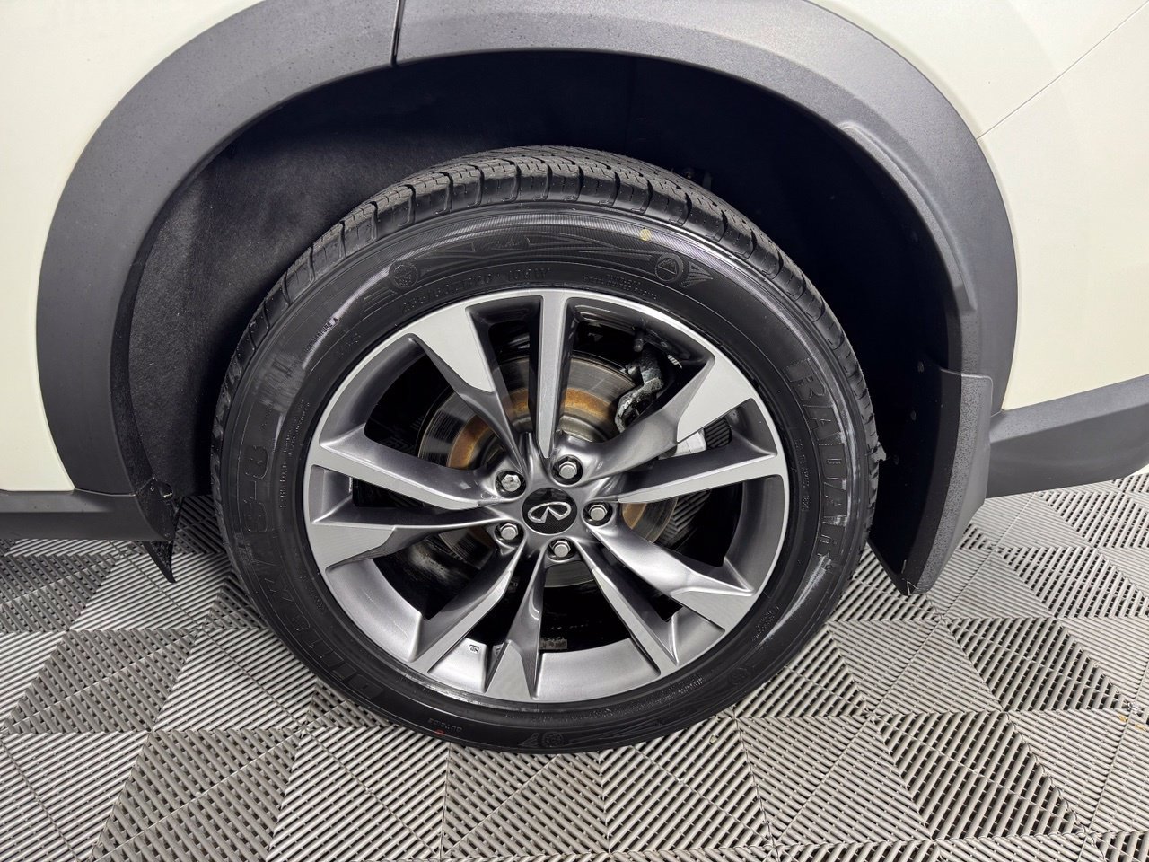 Used 2023 INFINITI QX60 Luxe w/ Cargo Package AWD/4WD image 47