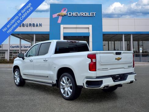 Used 2022 Chevrolet Silverado 1500 High Country w/ High Country Premium Package AWD/4WD image 7