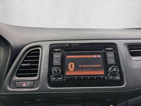 Used 2022 Honda HR-V LX image 12