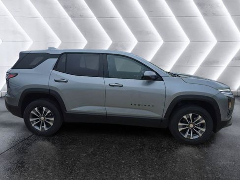 New 2026 Chevrolet Equinox LT w/ Safety and Technology Package FWD image 4