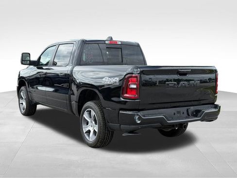 New 2026 RAM 1500 Express AWD/4WD image 4