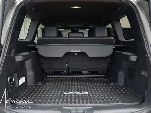 Used 2026 Lexus GX 550 AWD/4WD image 17