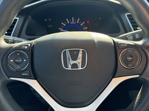 Used 2014 Honda Civic LX image 2
