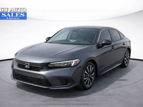 Used 2024 Honda Civic EX image 3