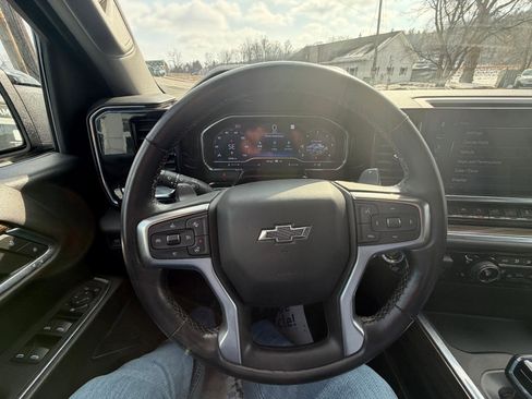 Used 2024 Chevrolet Silverado 1500 RST image 29