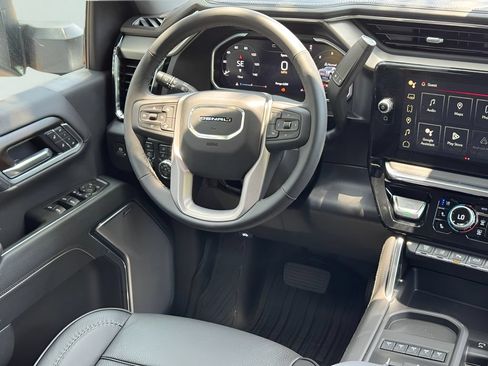 New 2026 GMC Sierra 2500 Denali w/ Denali Reserve Package AWD/4WD image 18