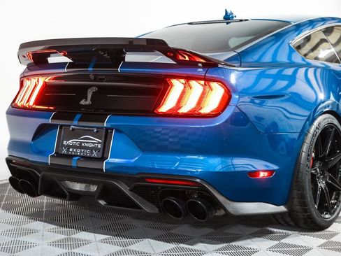 Used 2020 Ford Mustang Shelby GT500 w/ Technology Package image 8