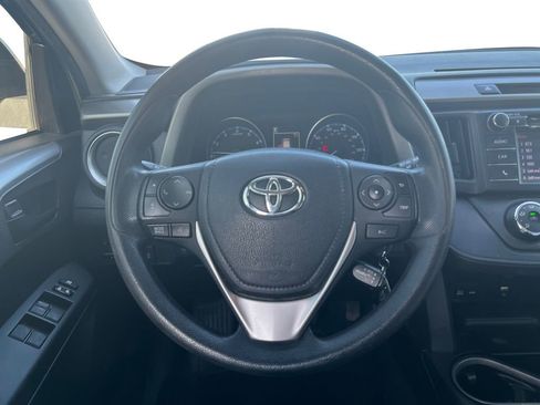 Used 2018 Toyota RAV4 LE w/ All Weather Liner Package image 21