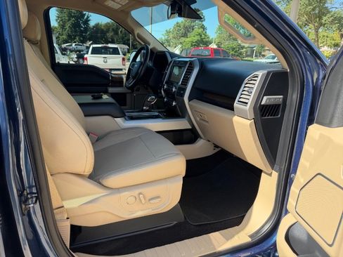 Used 2016 Ford F150 Lariat w/ Equipment Group 502A Luxury AWD/4WD image 19
