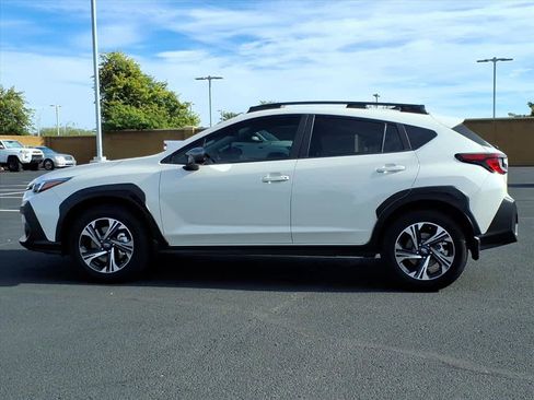 Used 2024 Subaru Crosstrek 2.0i Premium image 4