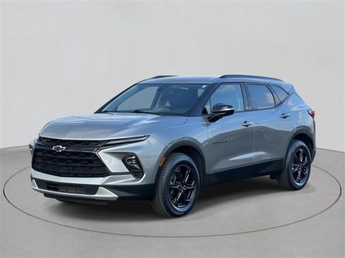 Used 2023 Chevrolet Blazer LT w/ Midnight/Sport Edition image 1