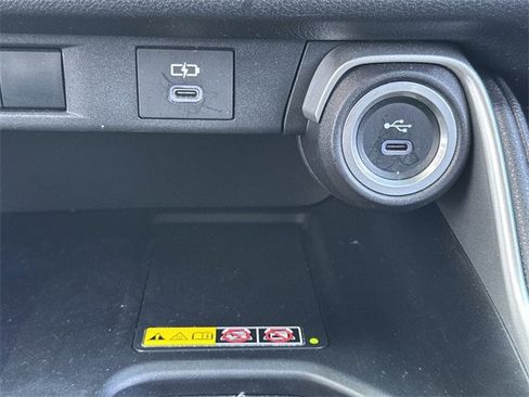 Used 2025 Toyota Grand Highlander AWD image 22