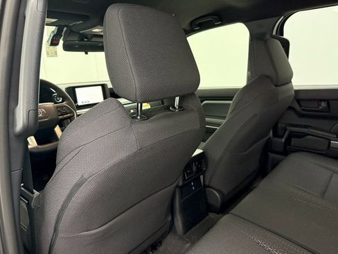 New 2025 Toyota 4Runner SR5 image 30