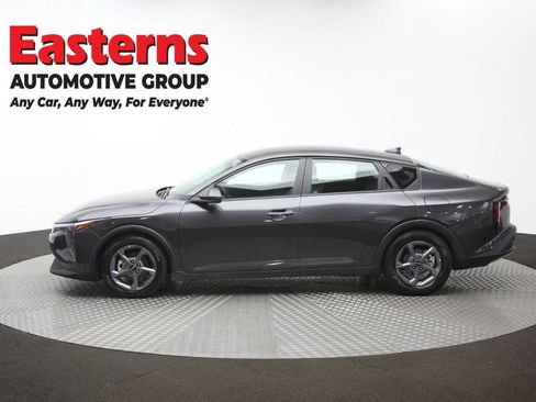 Used 2025 Kia K4 LXS FWD image 59