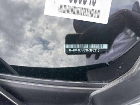 Used 2025 Nissan Altima 2.5 SV FWD image 11