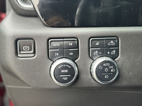 Used 2023 GMC Sierra 1500 SLT w/ SLT Premium Package image 20