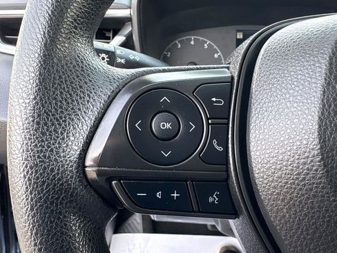 Used 2023 Toyota Corolla LE image 21