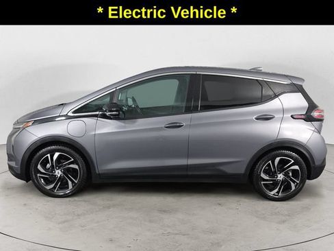 Certified 2023 Chevrolet Bolt LT FWD image 8