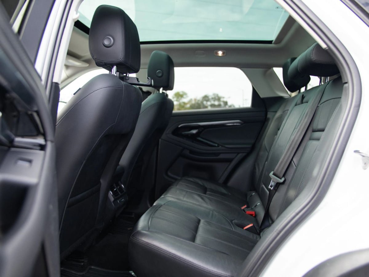 Used 2020 Land Rover Range Rover Evoque S AWD/4WD image 24