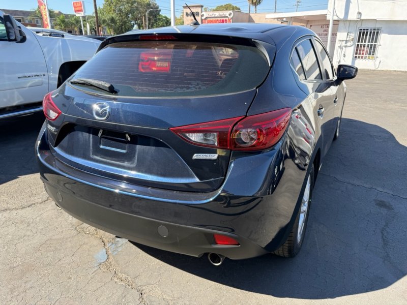 Used 2014 MAZDA MAZDA3 i Touring FWD image 8