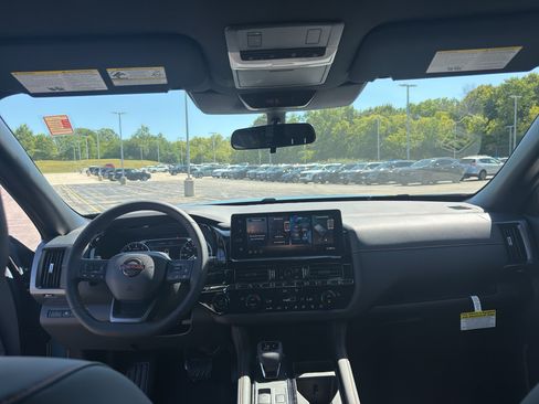 New 2026 Nissan Pathfinder Rock Creek AWD/4WD image 28