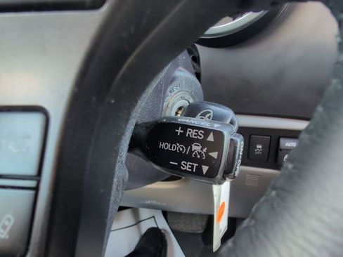 Used 2018 Toyota Sequoia Limited image 25