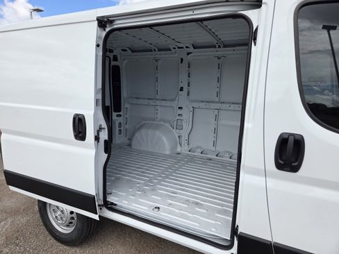 New 2026 RAM ProMaster 1500 FWD image 17