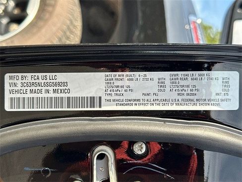 New 2025 RAM 2500 Laramie image 40