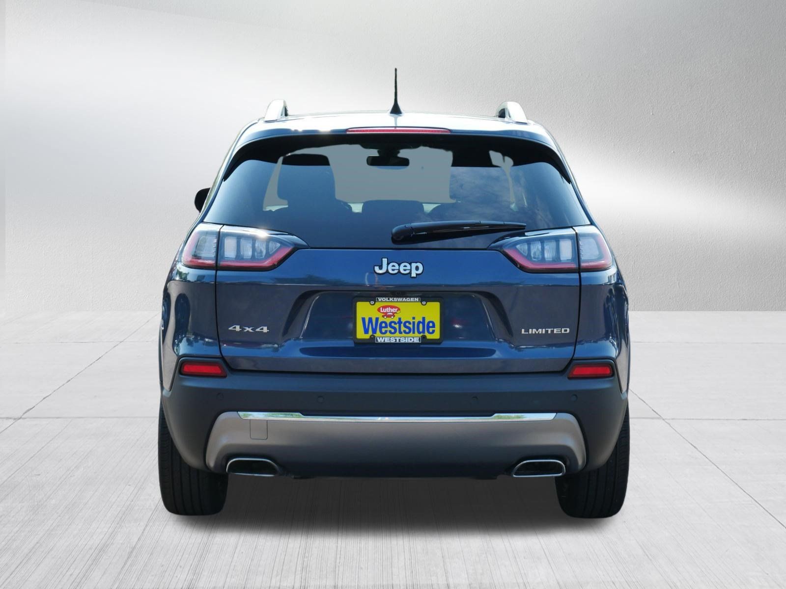 Used 2020 Jeep Cherokee Limited AWD/4WD image 6