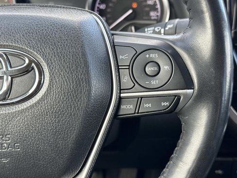 Used 2024 Toyota Camry XLE image 13