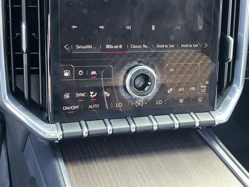 Used 2025 GMC Acadia Denali w/ Super Cruise Package image 35