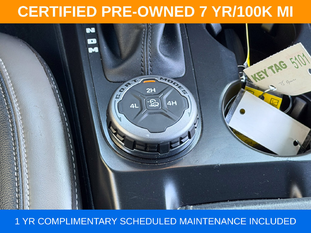 Used 2025 Ford Bronco Outer Banks AWD/4WD image 14