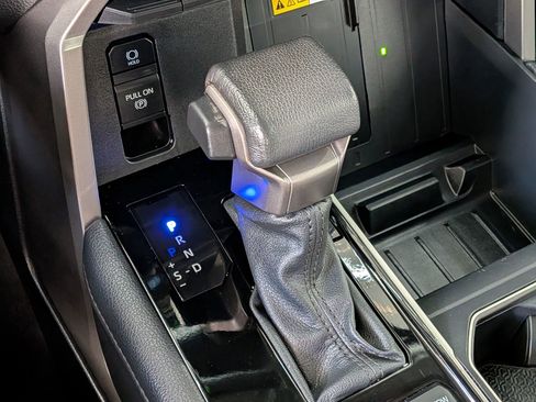 Used 2023 Toyota Tundra Limited image 24