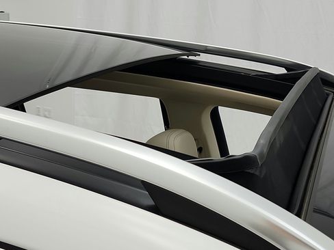 Certified 2022 Mercedes-Benz GLS 450 4MATIC image 27