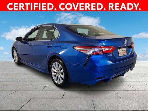 Used 2019 Toyota Camry SE FWD image 5