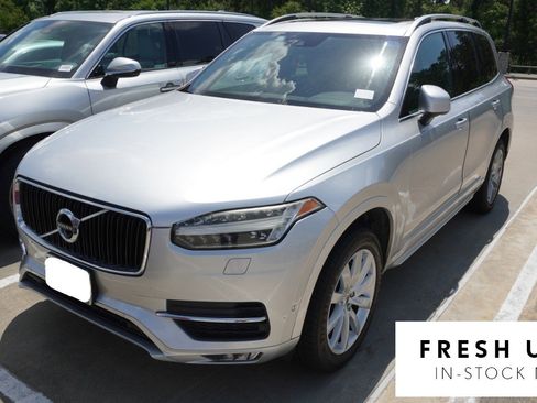 Used 2016 Volvo XC90 T6 Momentum image 1