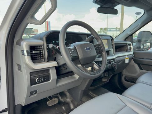 New 2026 Ford F550 4x4 SuperCab Super Duty image 30