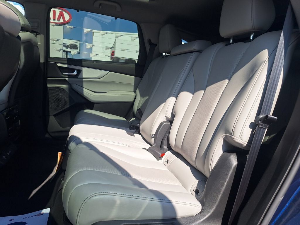 Certified 2023 Acura MDX w/ Technology Package AWD/4WD image 27