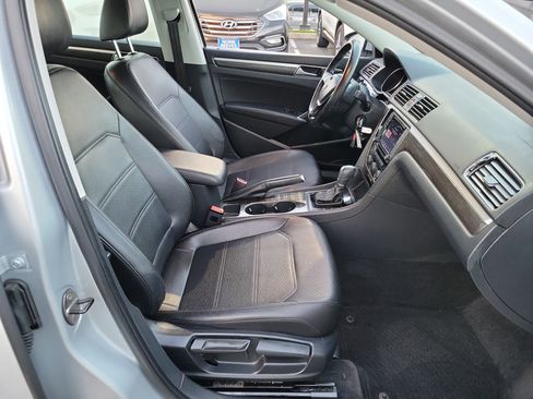Used 2016 Volkswagen Passat 1.8T SE image 20