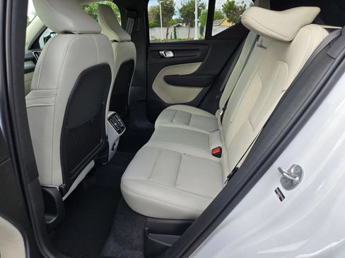 New 2026 Volvo XC40 B5 Plus w/ Protection Package Premier AWD/4WD image 11