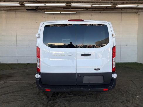 Used 2016 Ford Transit 150 XL image 10