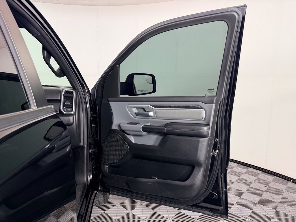Used 2021 RAM 1500 Big Horn AWD/4WD image 36