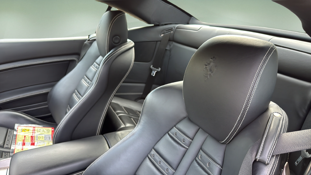 Used 2012 Ferrari California RWD image 30