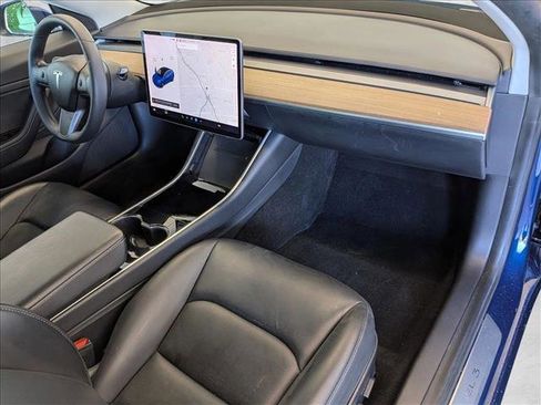 Used 2020 Tesla Model 3 Standard Range Plus RWD image 22