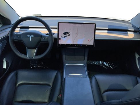 Used 2022 Tesla Model 3 Long Range AWD/4WD image 13